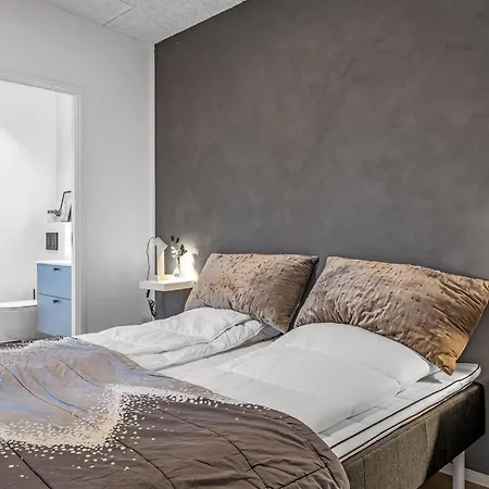 Vakantiehuis Barnet - 180m To The Fjord By Interhome