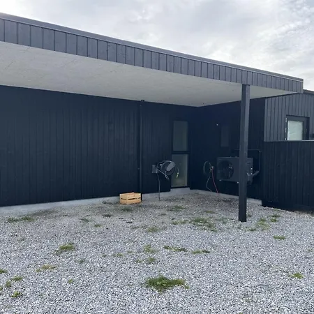 Barnet - 180m To The Fjord By Interhome Vakantiehuis *