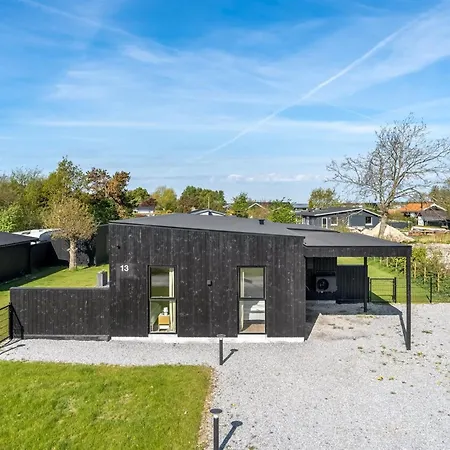 Barnet - 180m To The Fjord By Interhome *